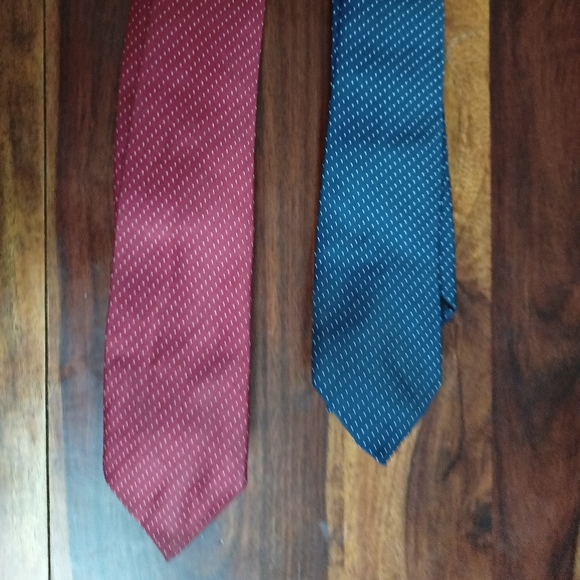 Set of two ties - Picture 3 of 5